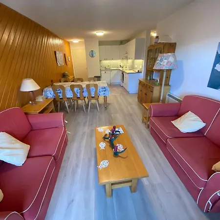Apartament Grand Proche Centre Avec Balcon Et Parking Couvert - Fr-1-693-107 *